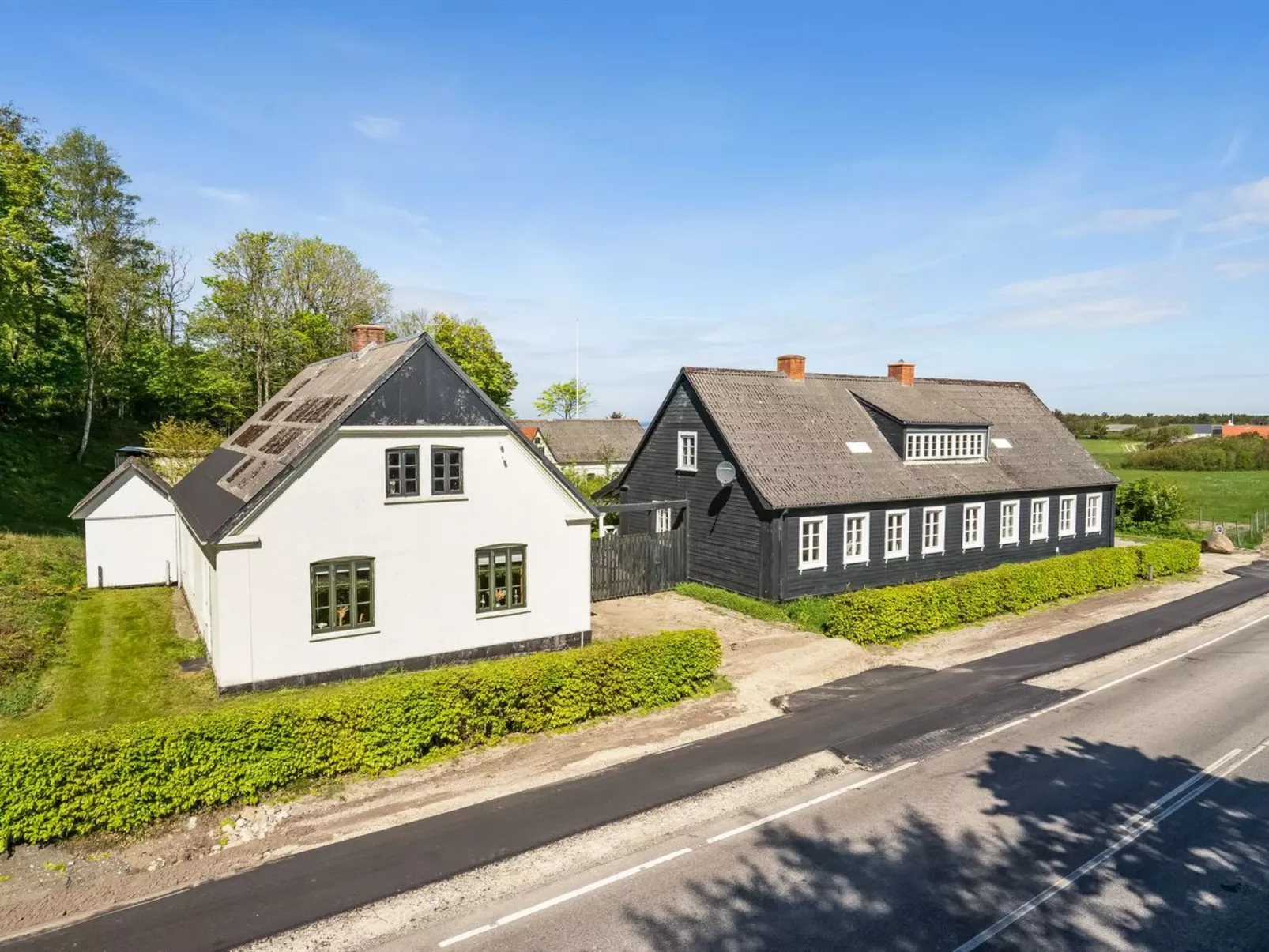 "Ejnarine" - 600m to the fjord-Draußen