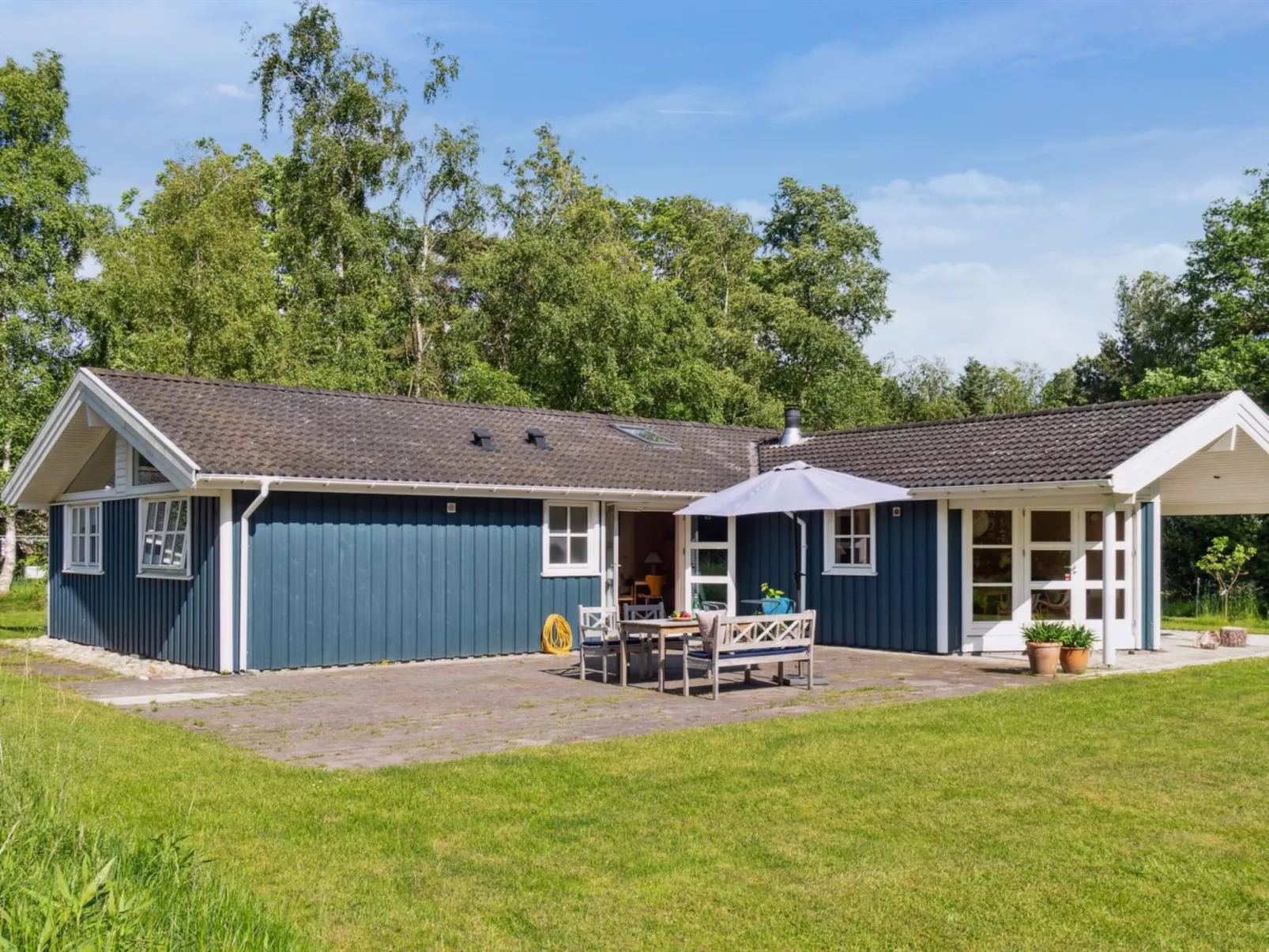 "Launo" - 1.1km to the fjord-Draußen