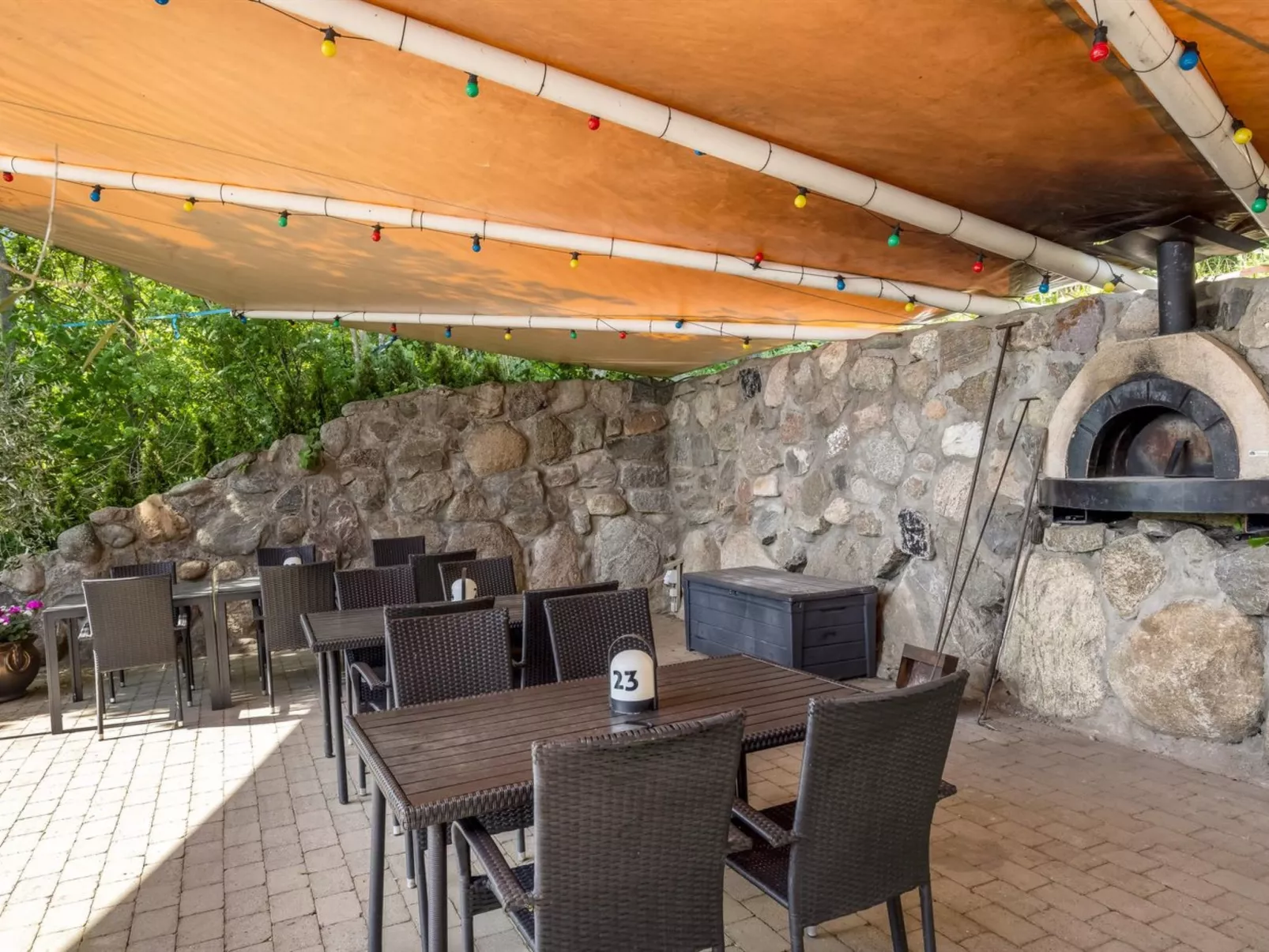 "Gilbert" - 500m from the sea-Drinnen