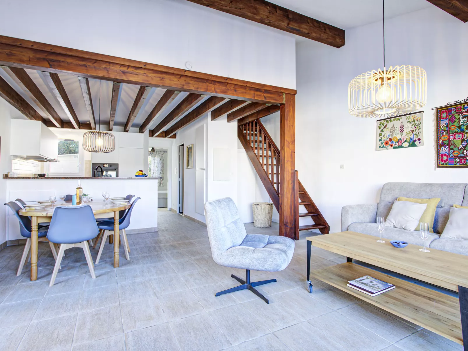 Villa 12 Cassin-Inside