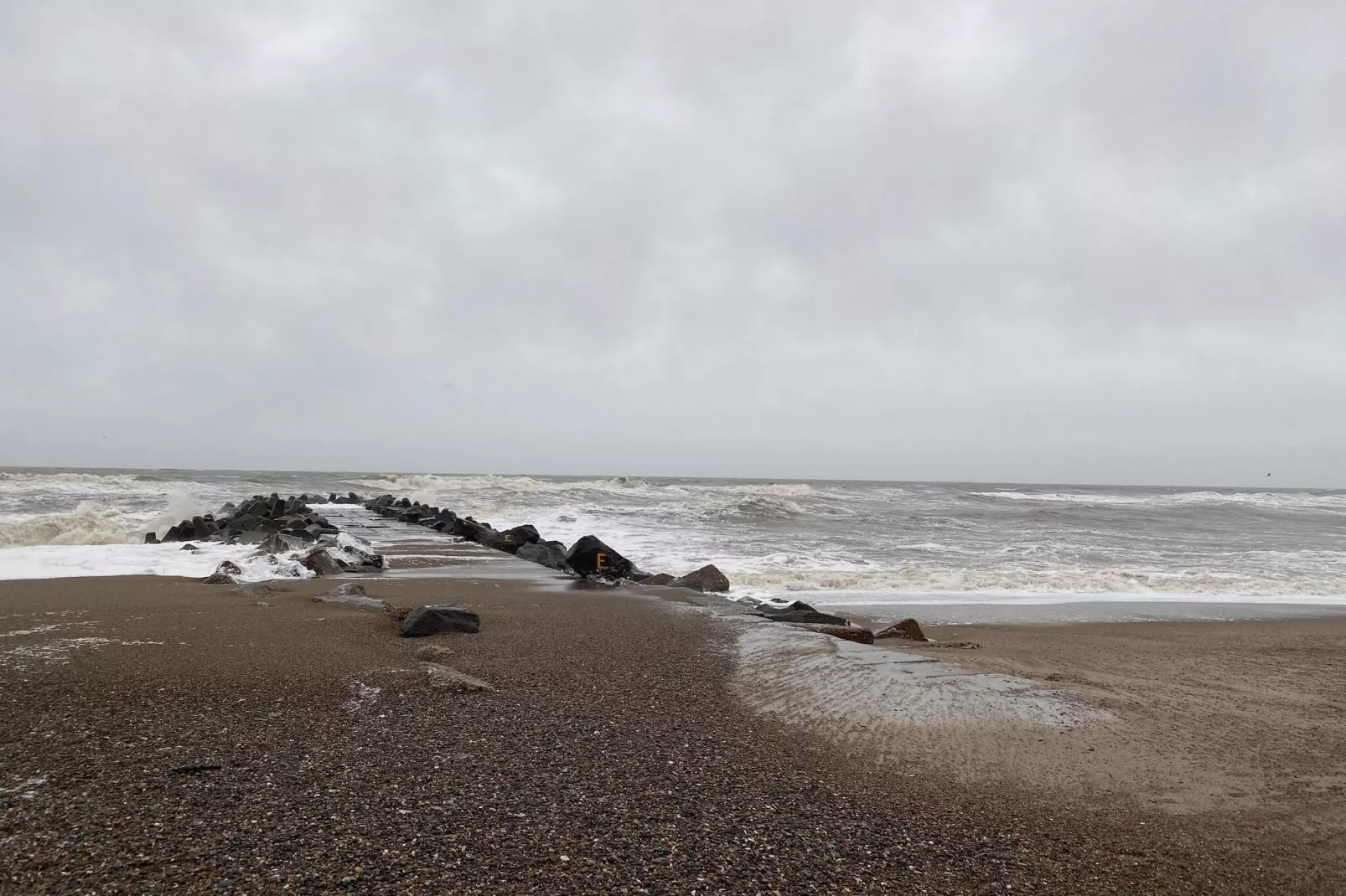 Family Holiday Home by North Sea-Water view