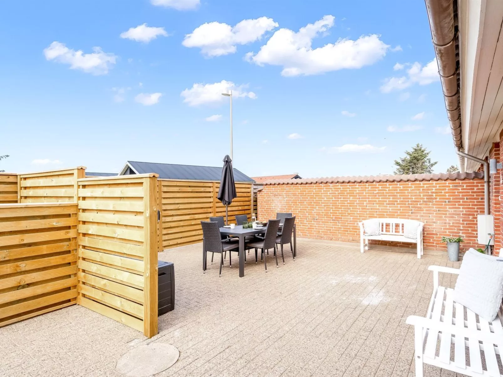 "Sulo" - 300m from the sea-Draußen