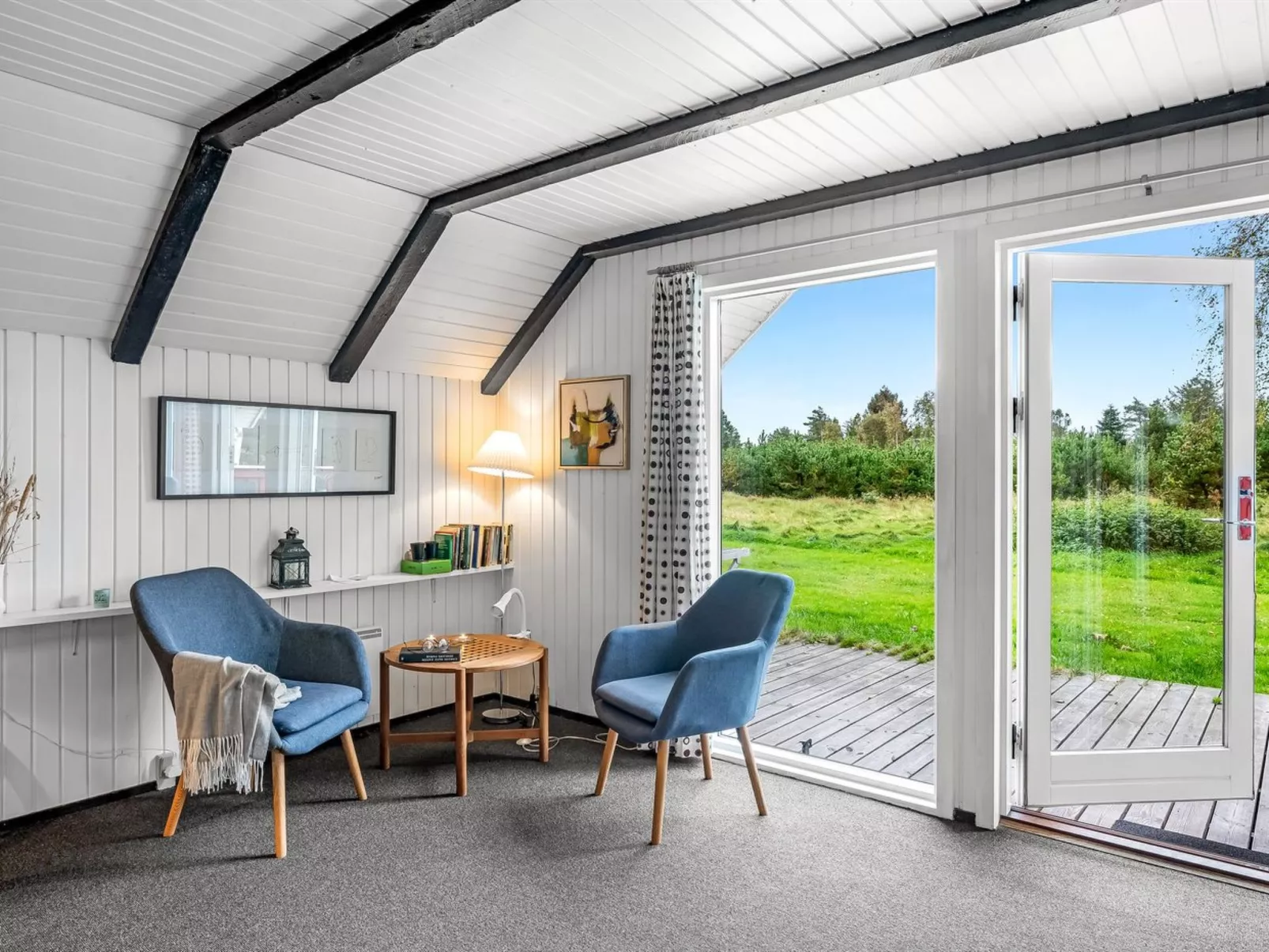 "Gyrial" - 2km from the sea