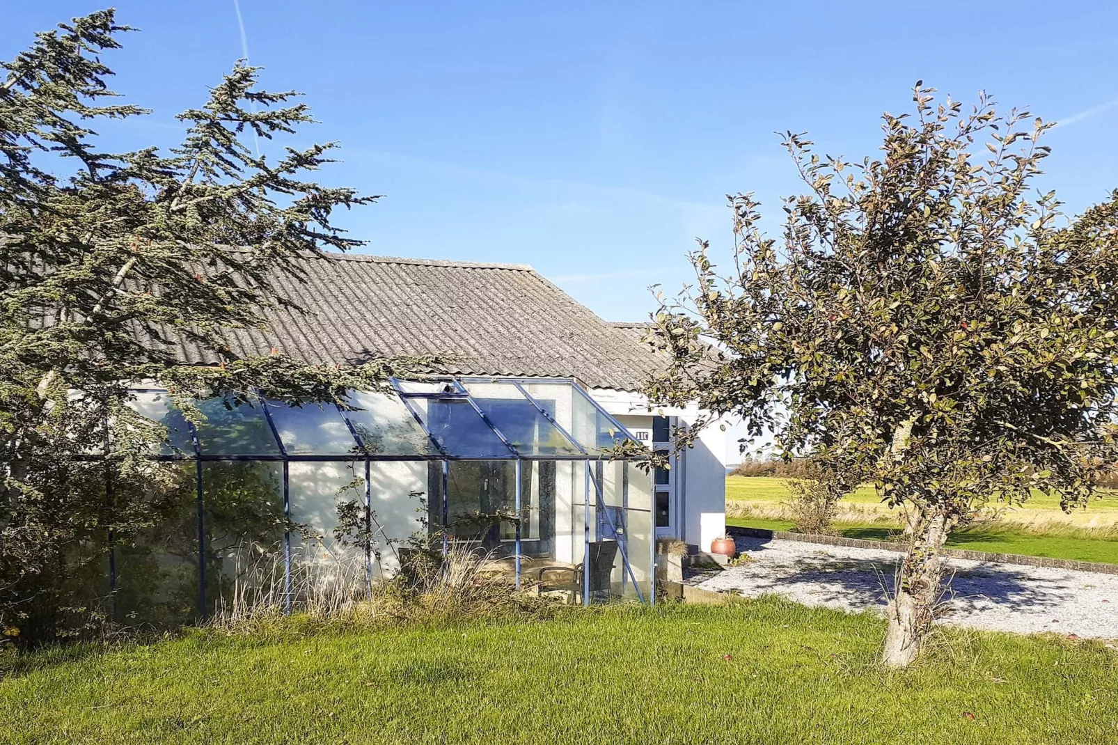 Lichtdurchflutete Oase in Boddum -- By Traum Ferienwohnungen-Im Freien