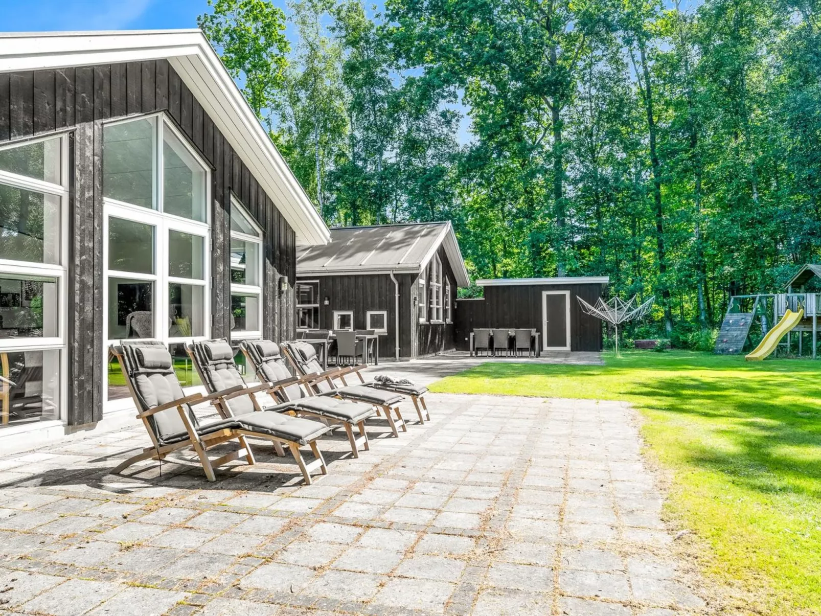 "Patrice" - 300m from the sea-Outside