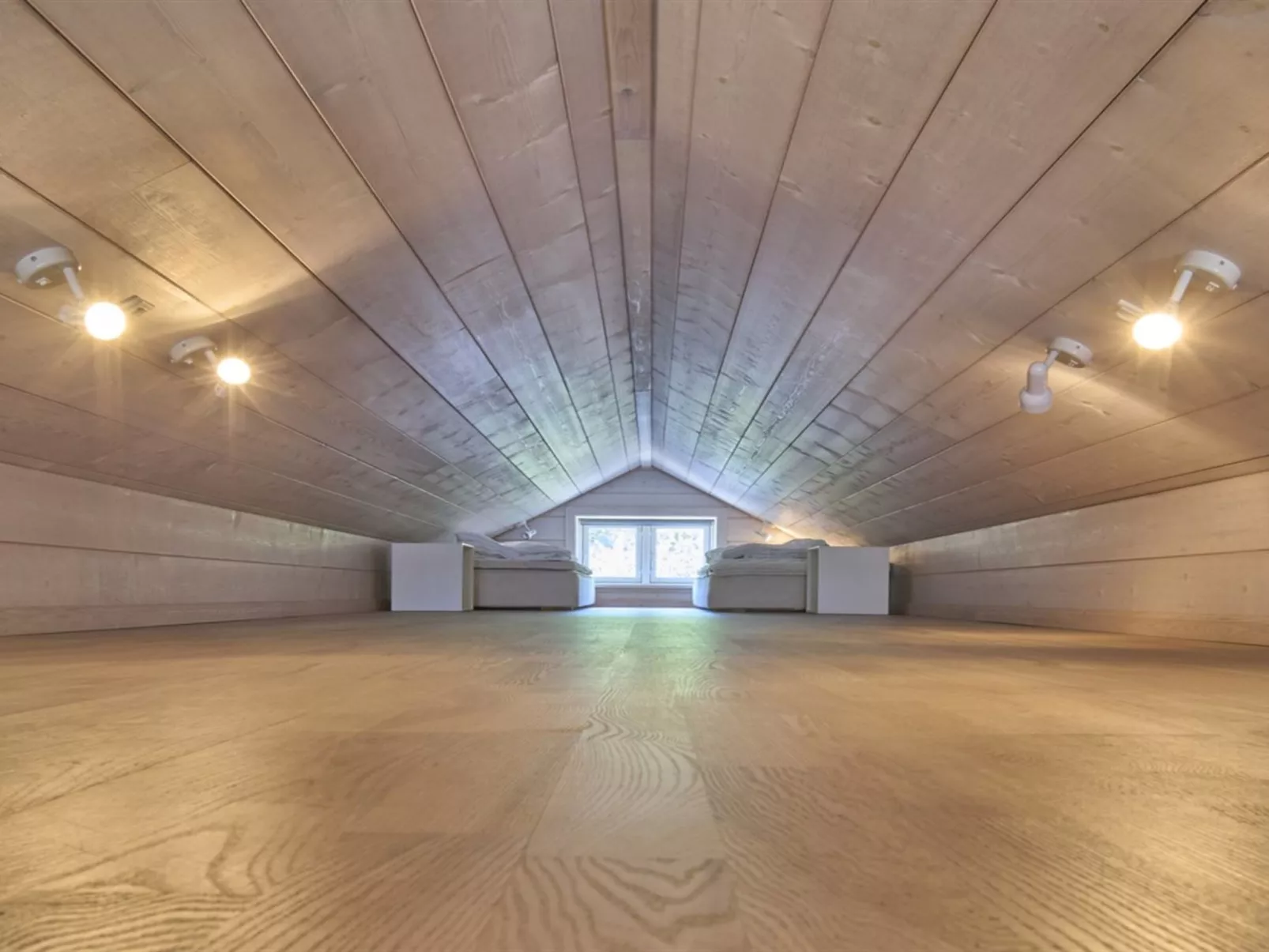 "Antim" - 10m from the sea-Inside