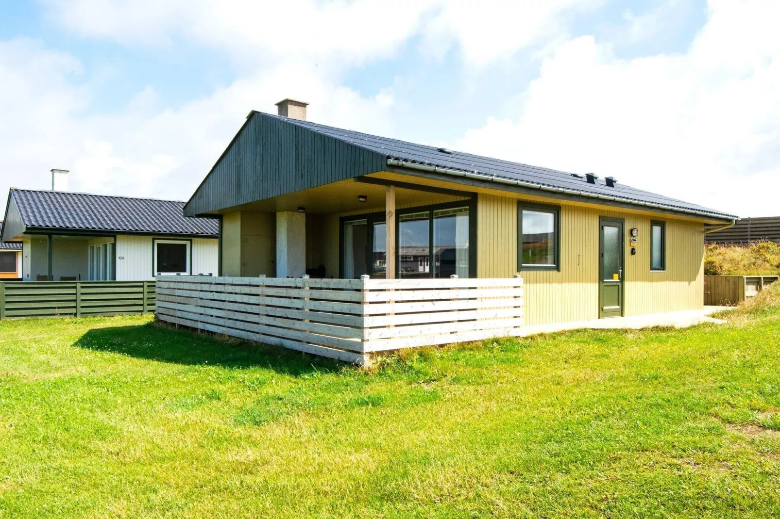HUS NR. 34- 1.RÆKKE-Outdoor