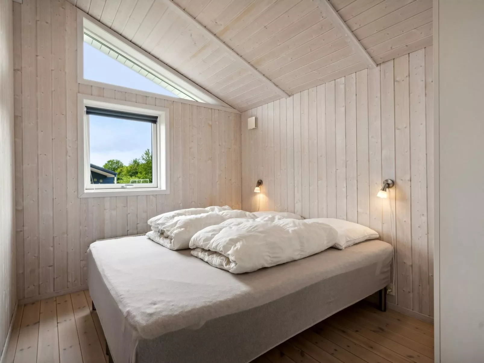 "Tayana" - 700m from the sea-Inside