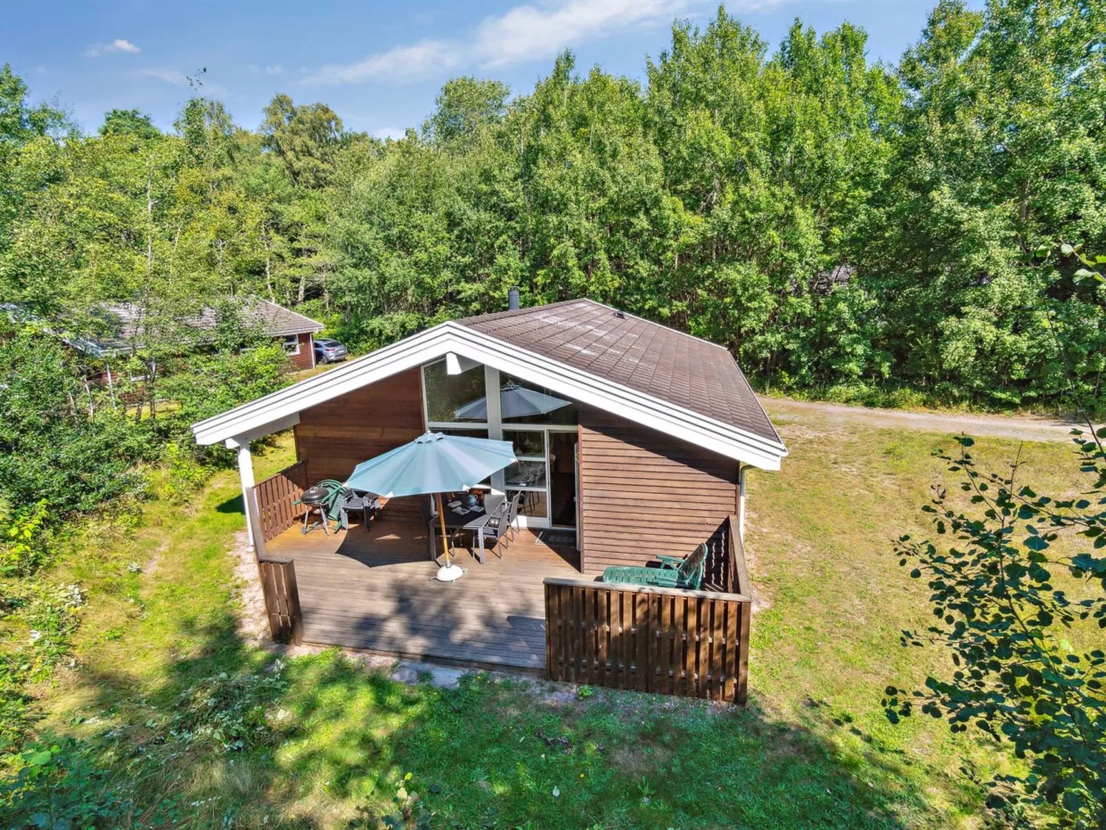 "Emmie" - 1.2km from the sea-Outside