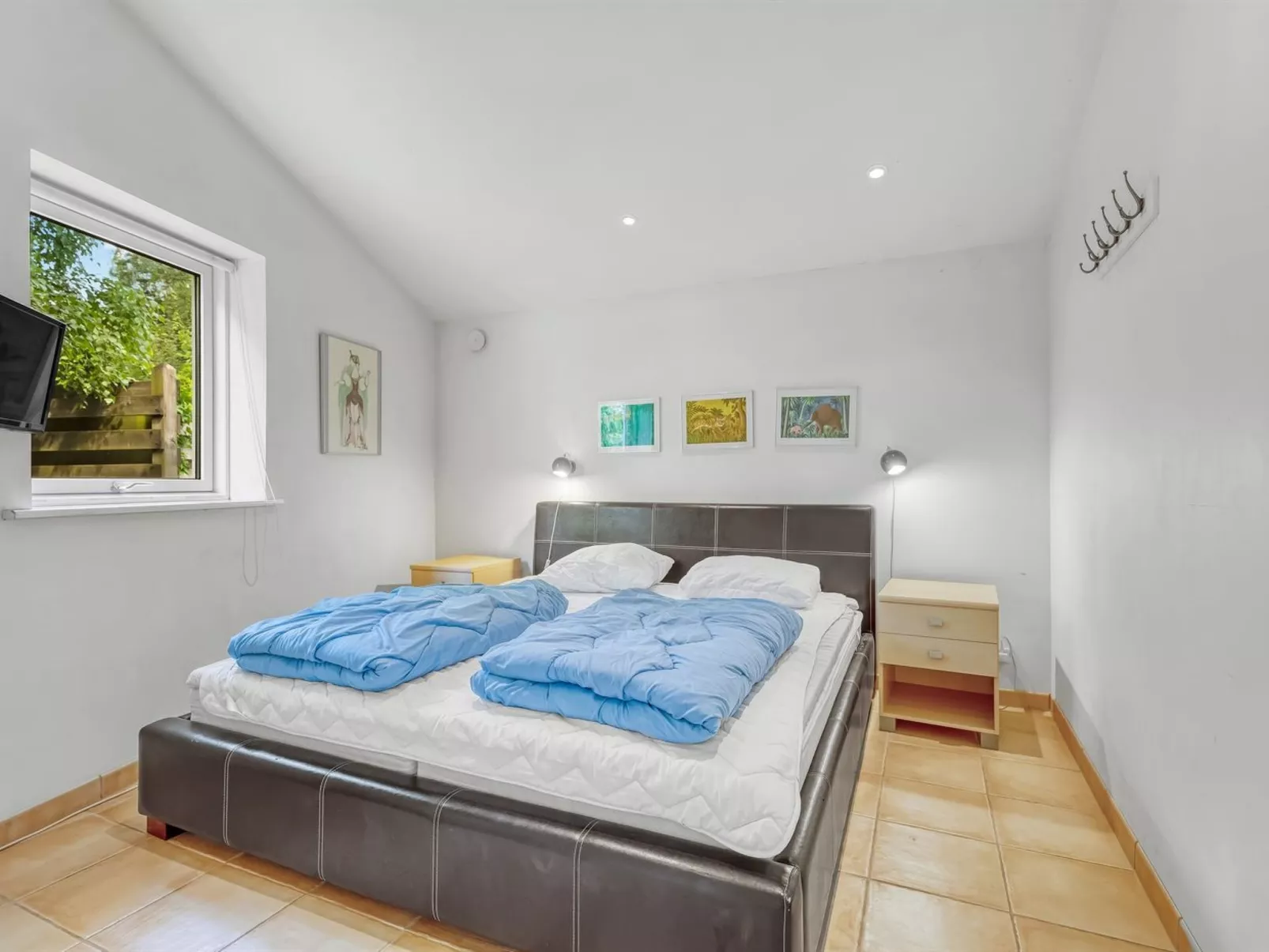 "Henkil" - 175m from the sea-Dedans