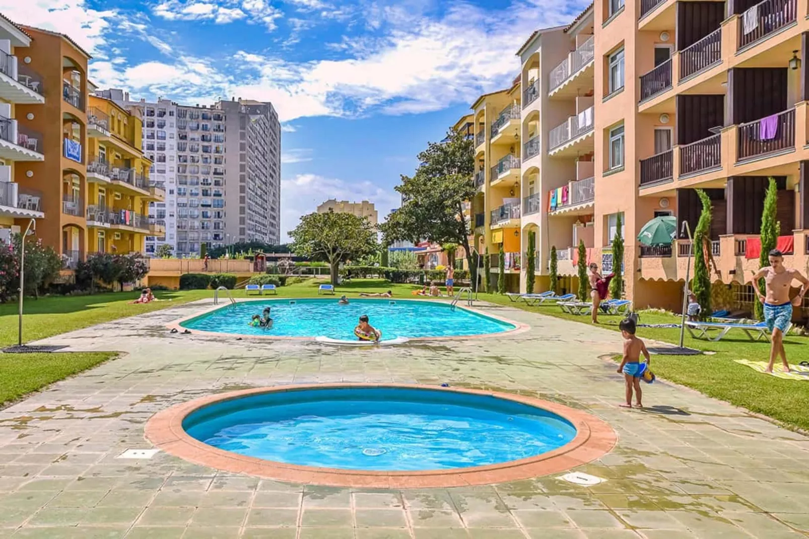 APARTAMENTOS COMTE D'EMPURIES B24-Schwimmbad