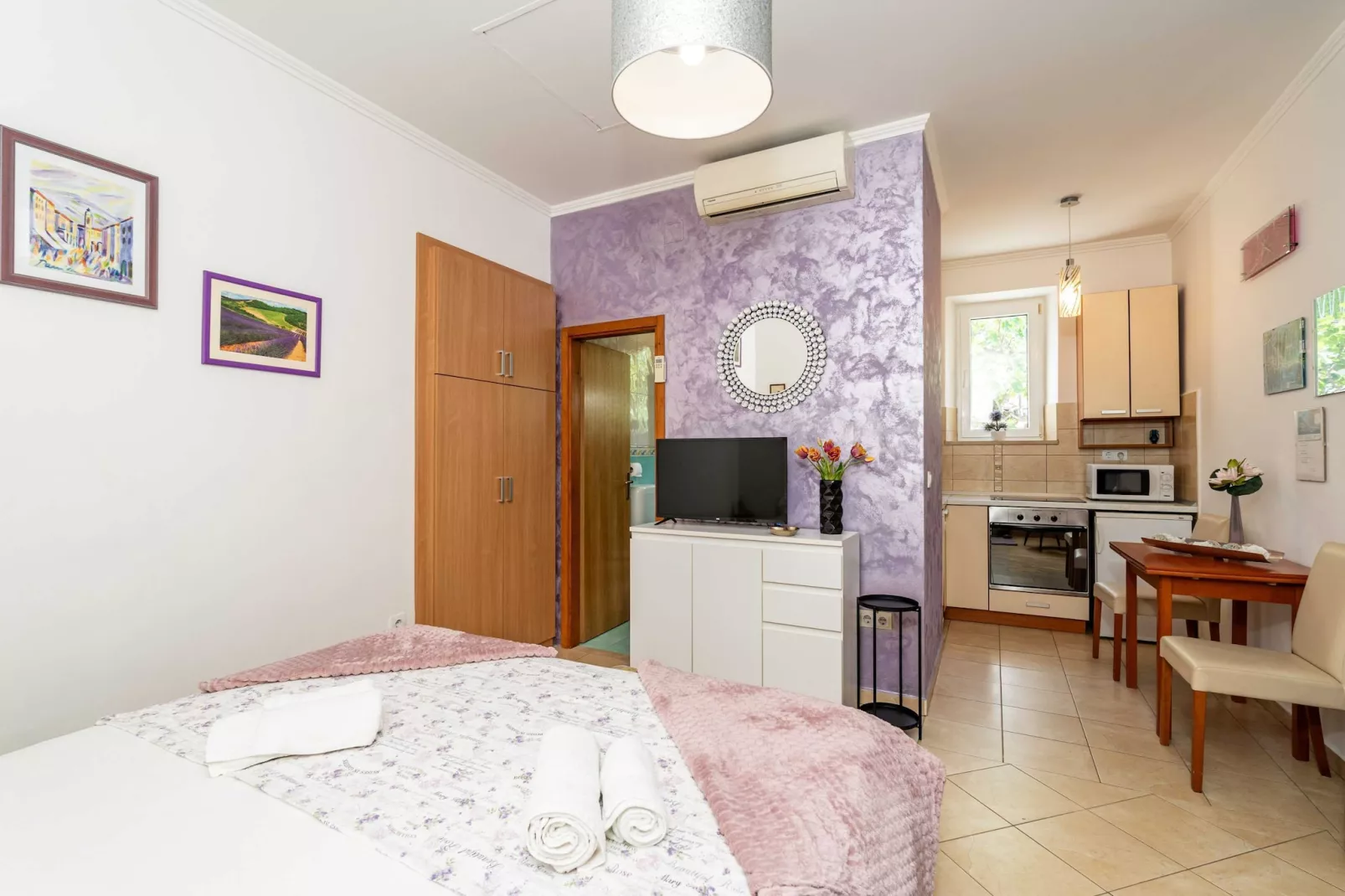 Apartments and Room Frane - Studio with Terrace-Bedroom