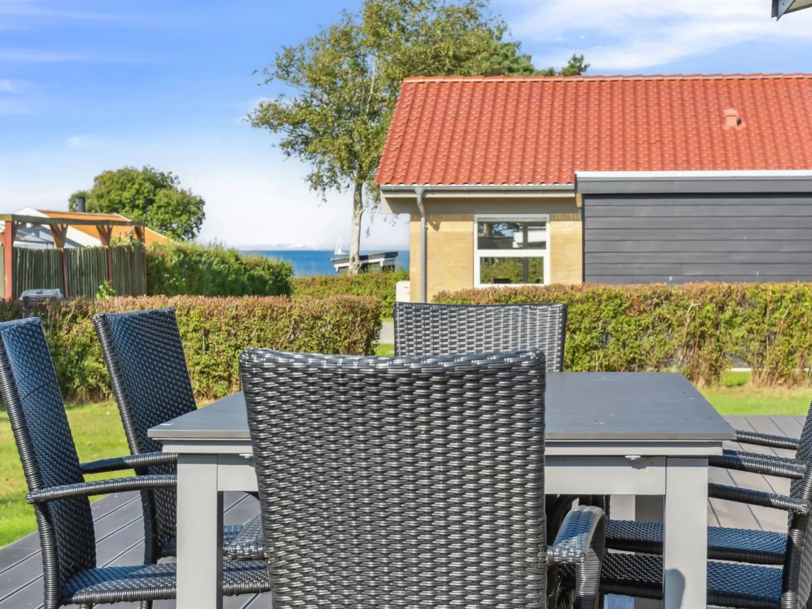 "Todor" - 150m from the sea-Draußen