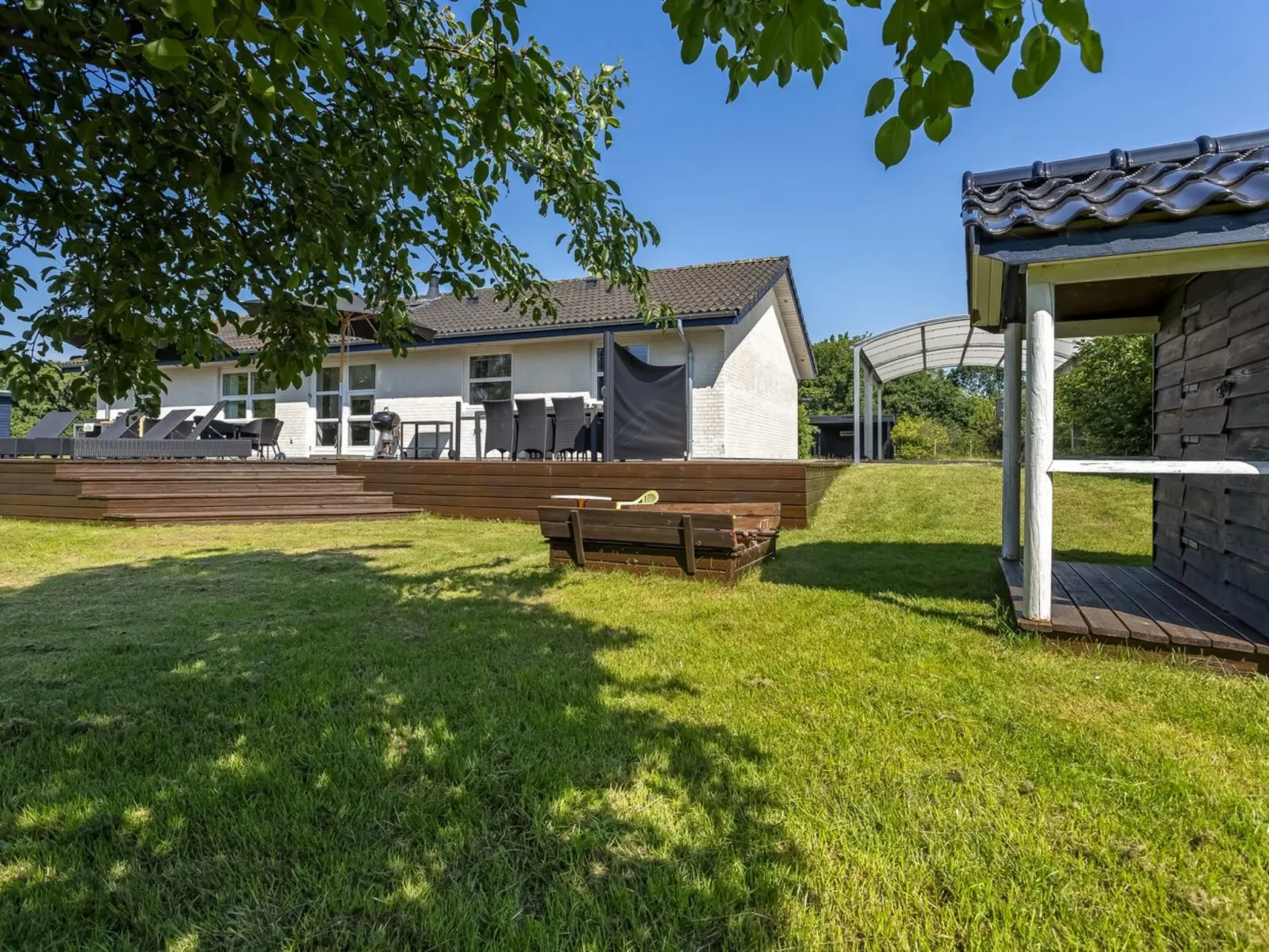 "Laulu" - 200m from the sea-Draußen