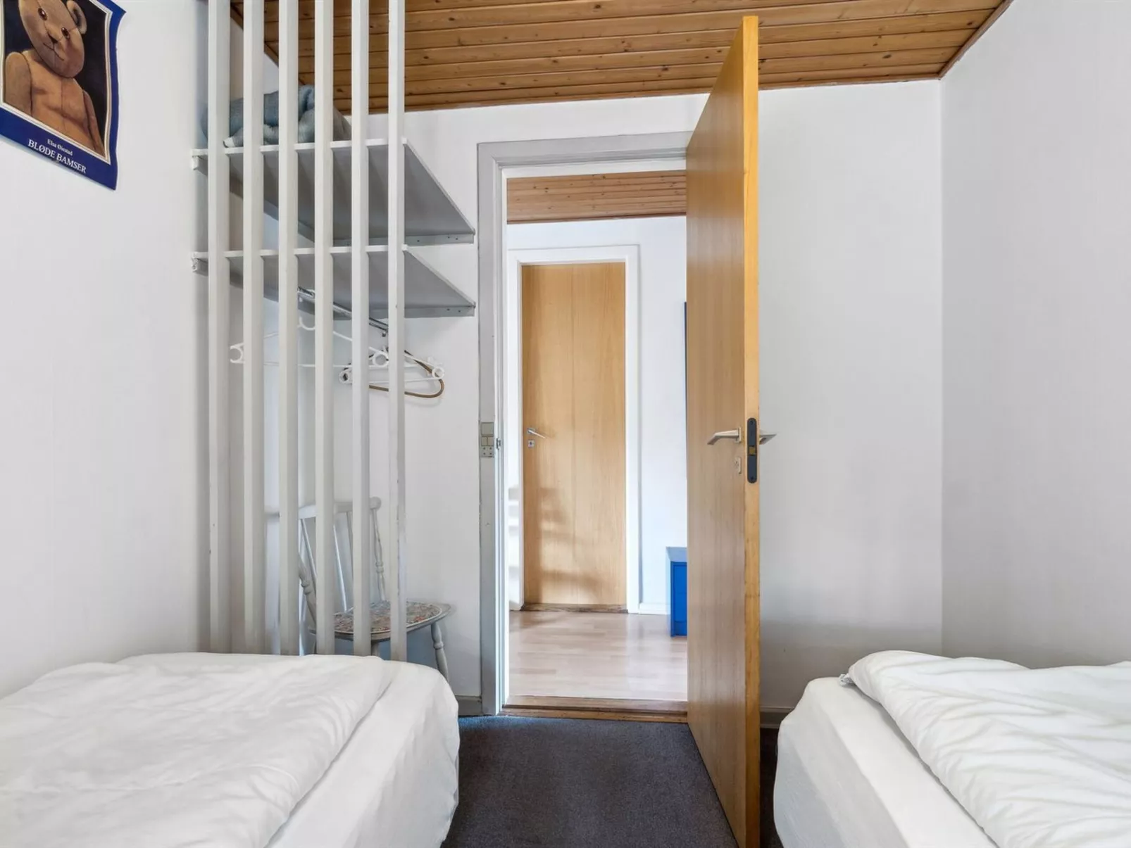 "Zoya" - 300m from the sea-Inside