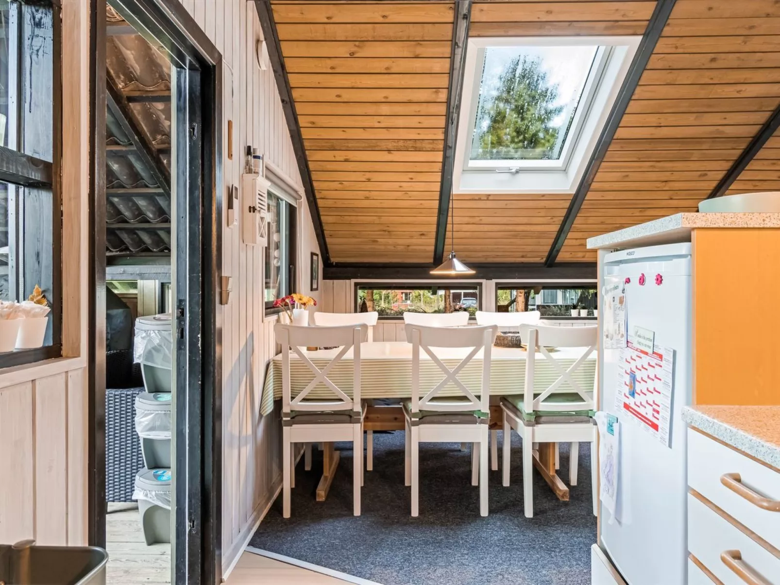 "Torhild" - 30km from the sea-Drinnen