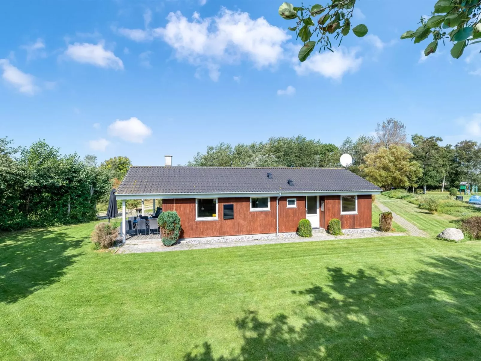 "Alvina" - 45m from the sea-Draußen