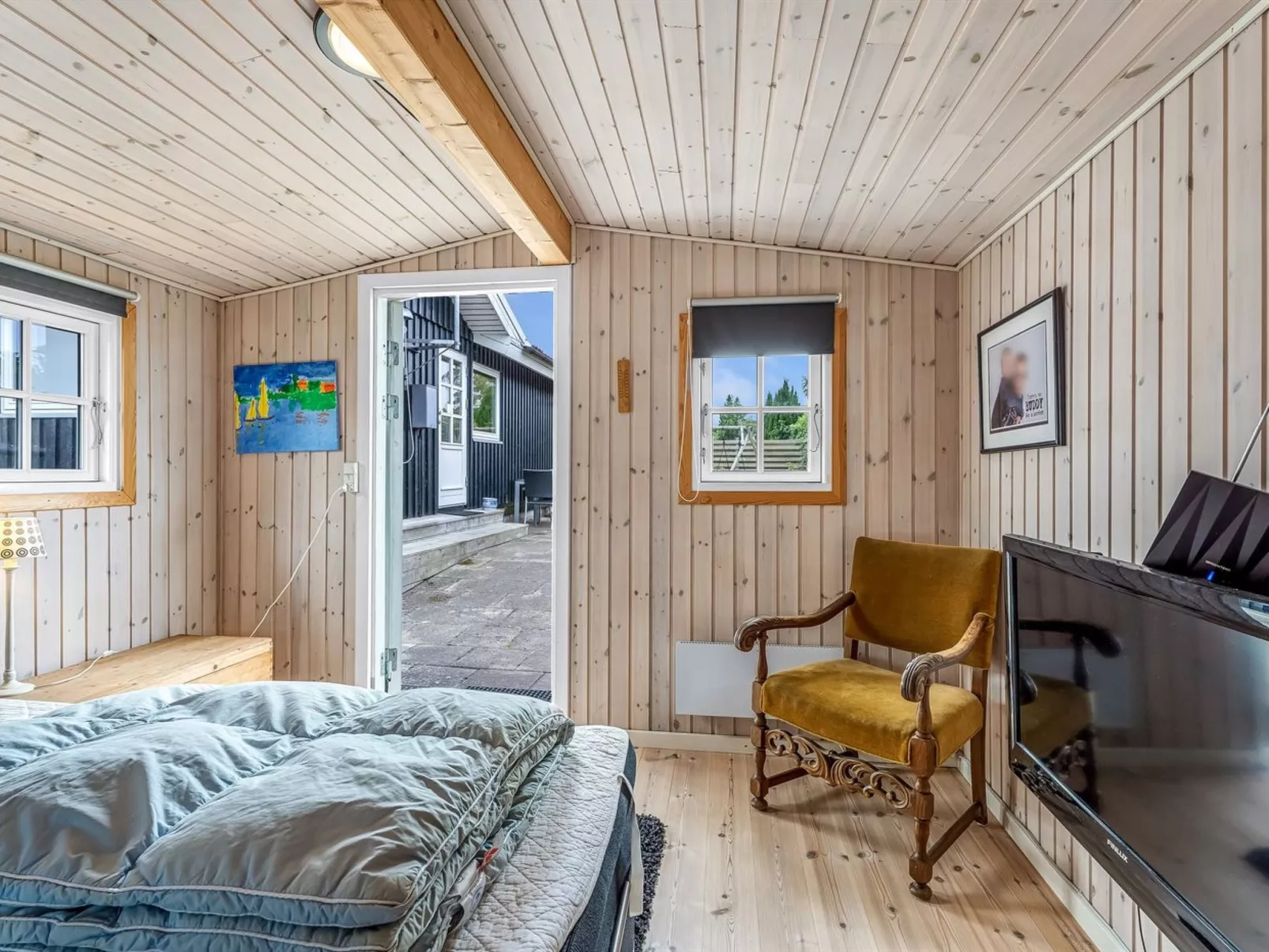 "Tenho" - 150m from the sea-Inside