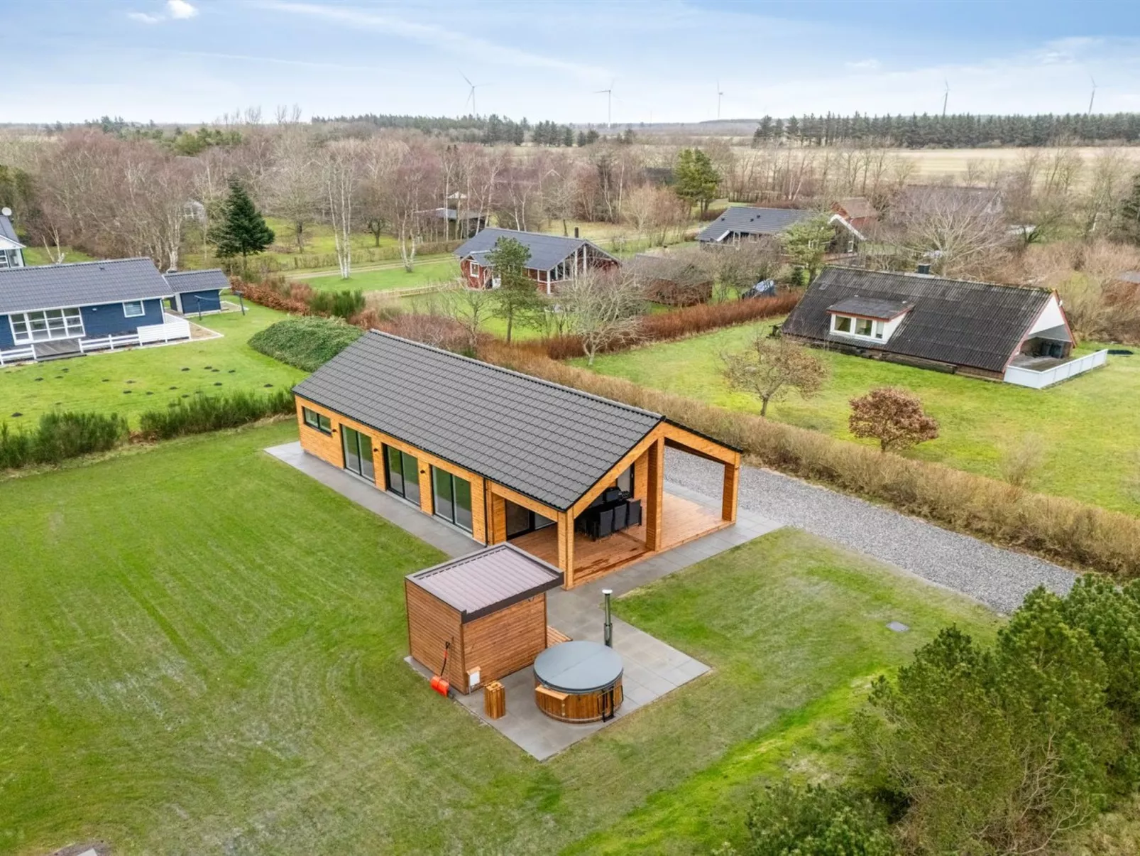 "Grimar" - 400m to the fjord-Draußen