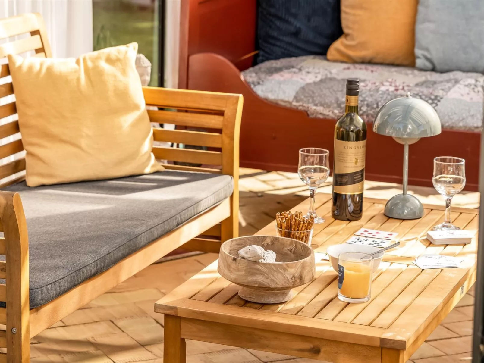 "Carlina" - 700m to the fjord-Outside