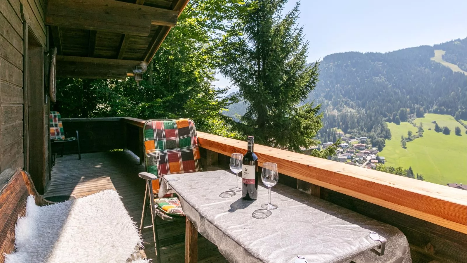 Sonnenhütte oben-Terrasse / balcon