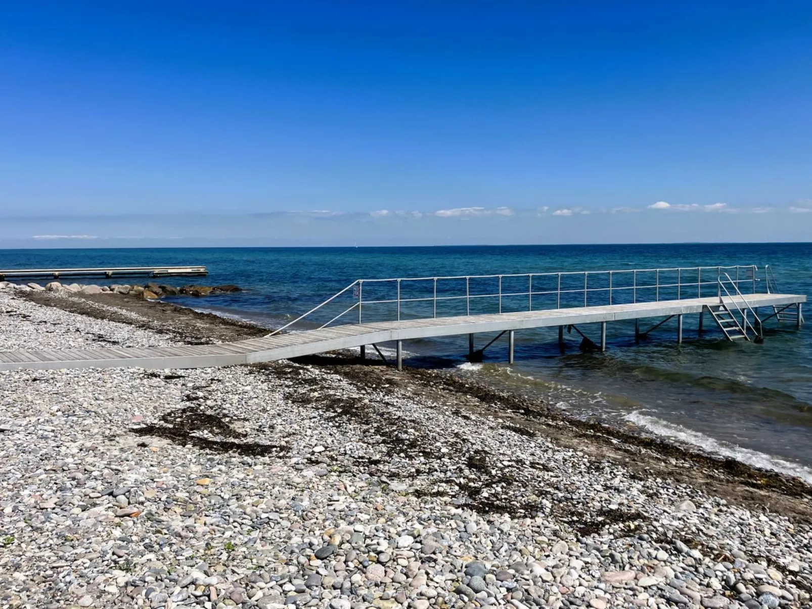 "Blomma" - 300m from the sea-Dehors