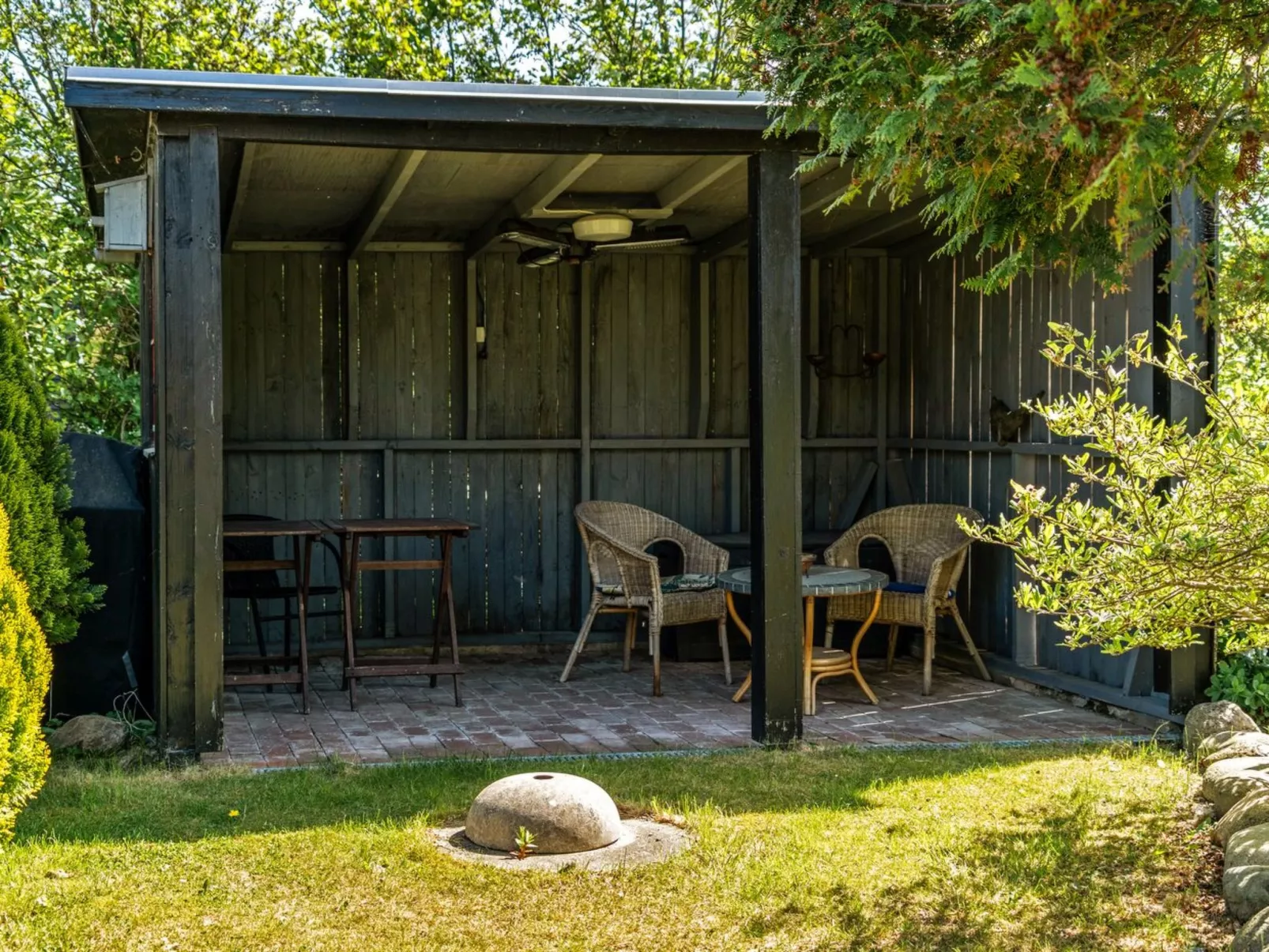 "Meindor" - 240m to the fjord-Draußen