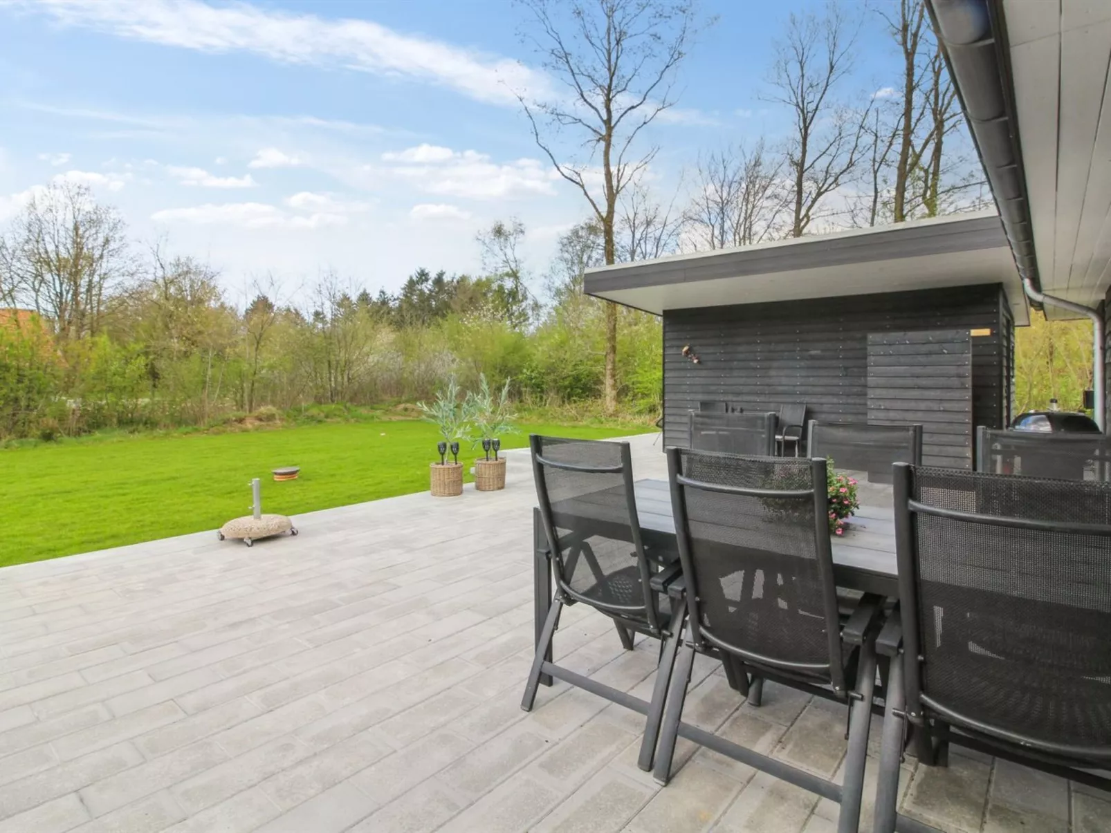 "Solvejg" - 30km from the sea-Draußen