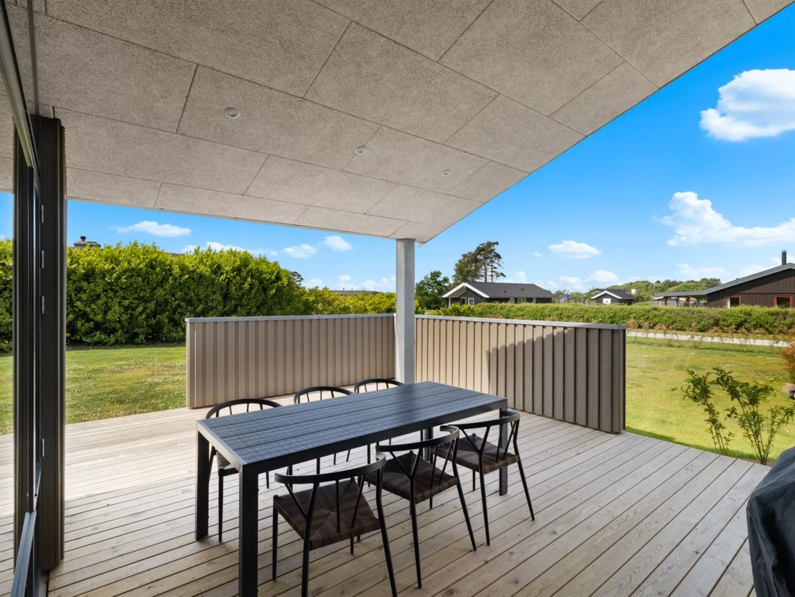 "Tydkil" - 250m from the sea-Draußen