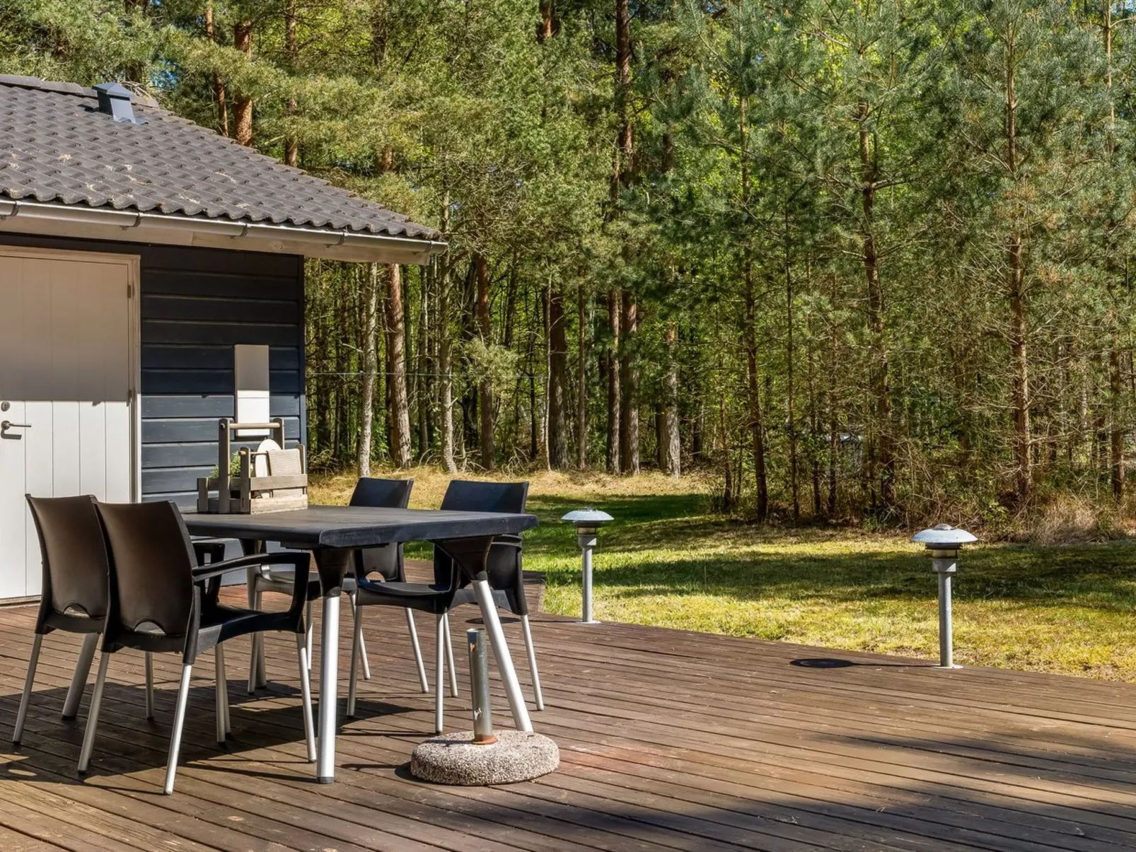 "Eikka" - 1km from the sea-Outside