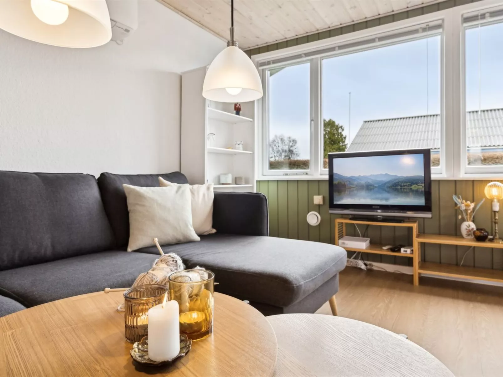 "Severine" - 650m from the sea-Inside