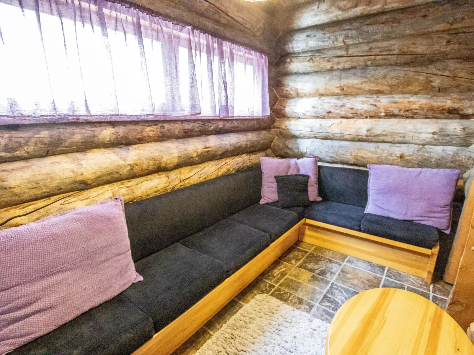 Palovaarankaarre 17-Dedans