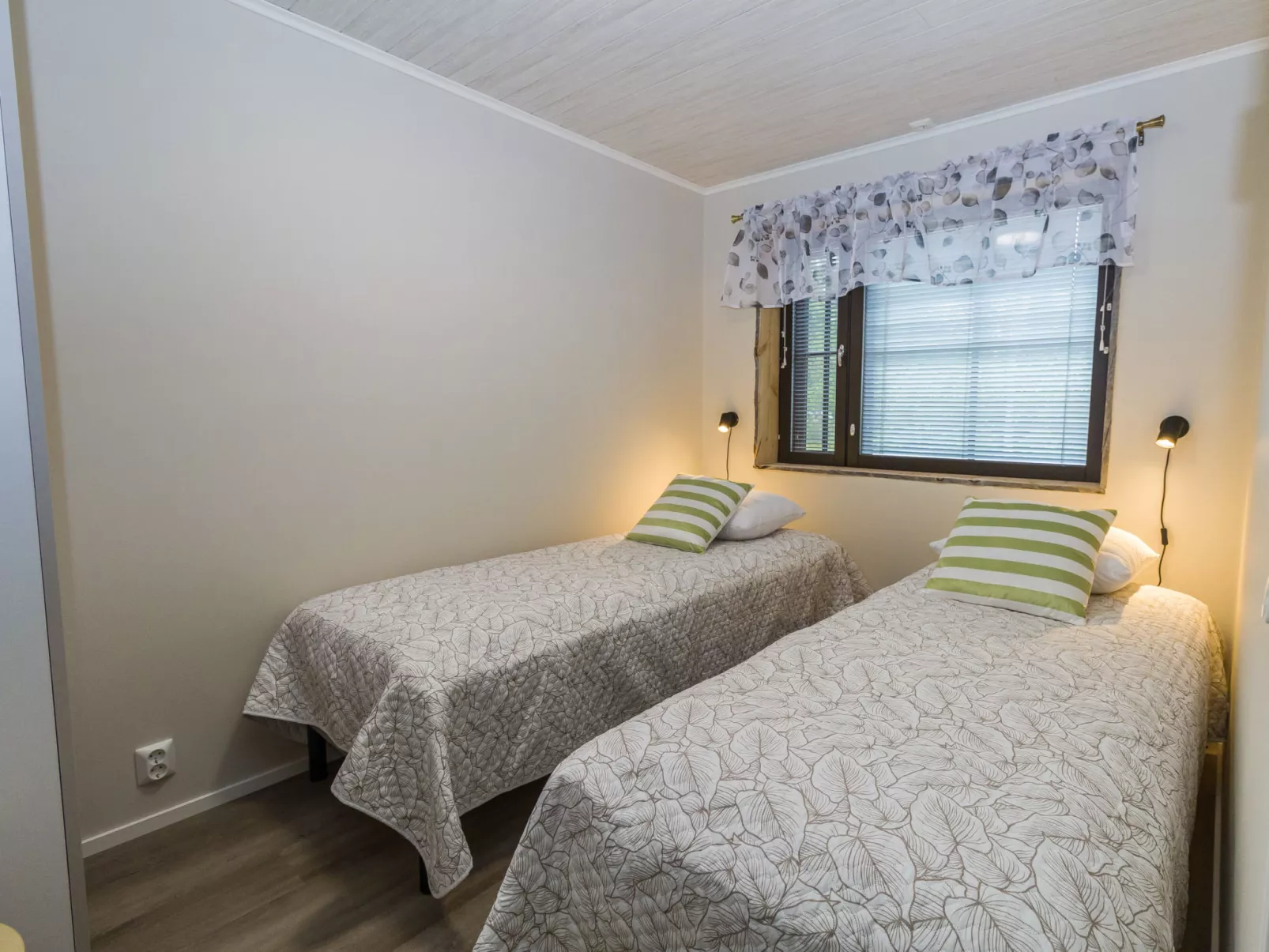 Kantapää d2-Dedans