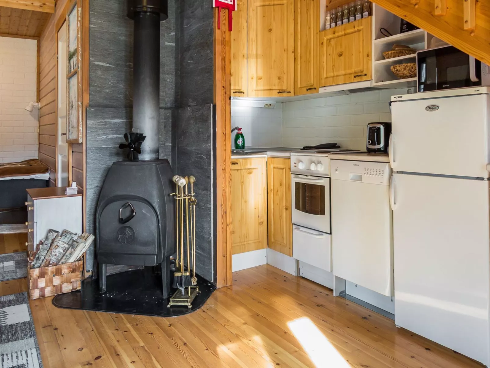 Yllästokka 5-Inside