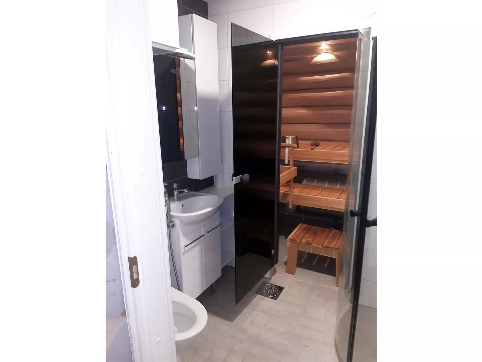 Vahtamantie 8 b-Dedans