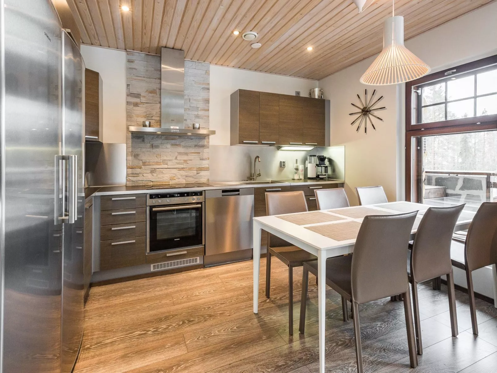 Karhunkieppi 9 a-Inside