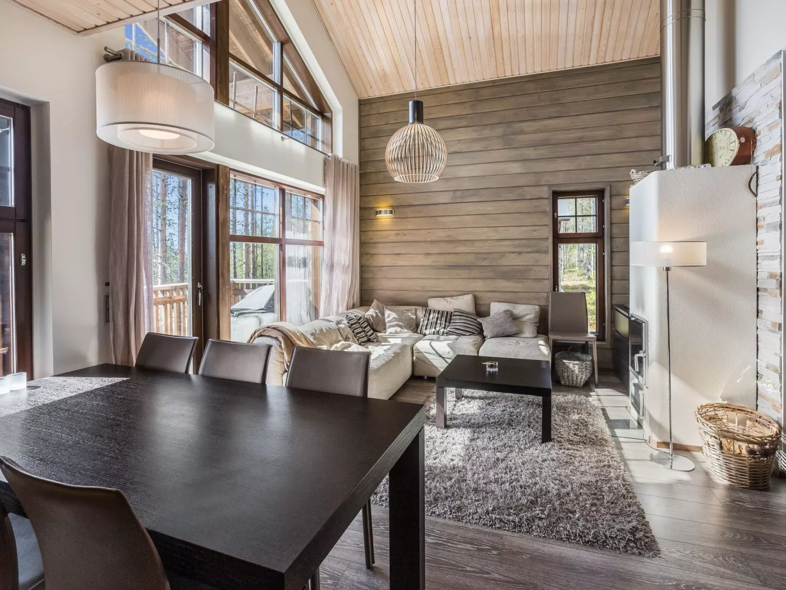 Karhunkieppi 11a-Drinnen