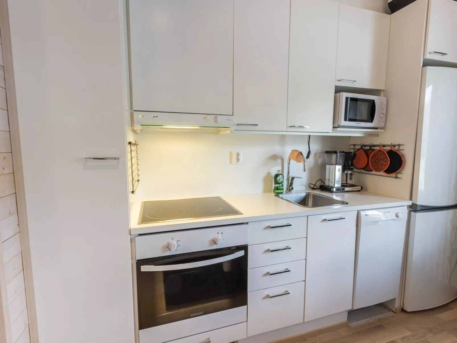 Levin stara a03-Drinnen