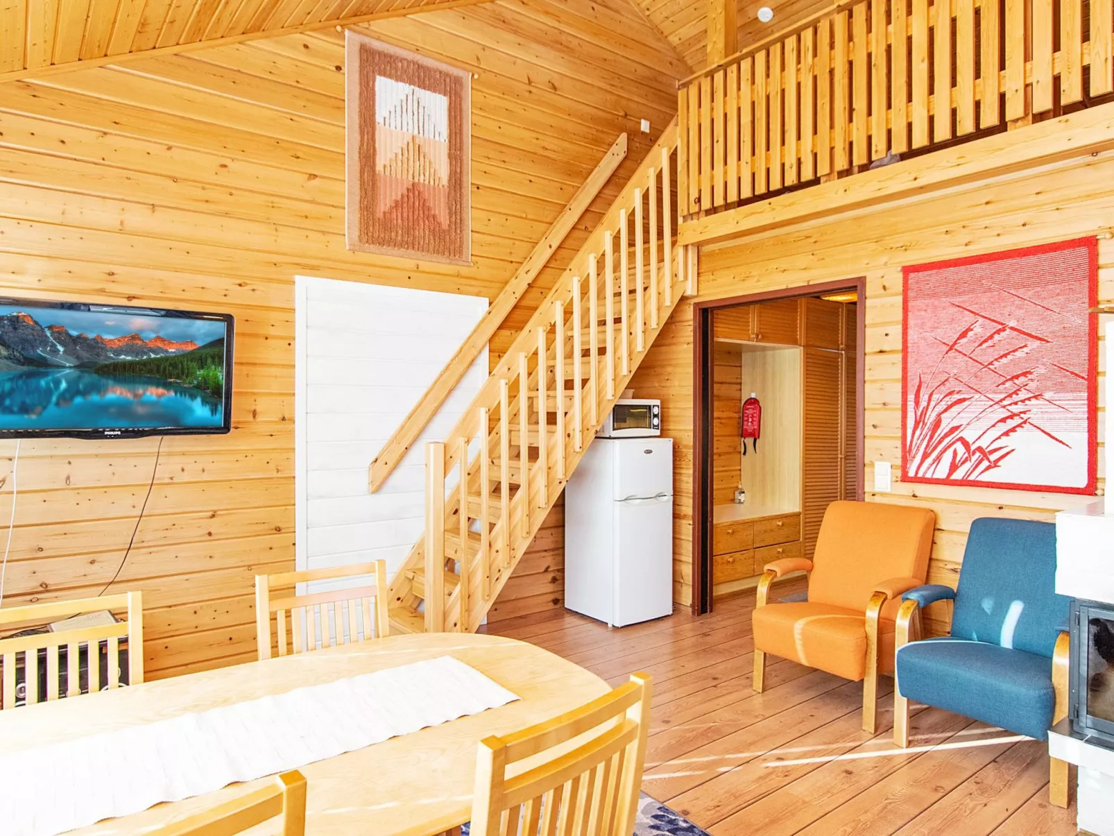 Hirvasaho b 1-Drinnen