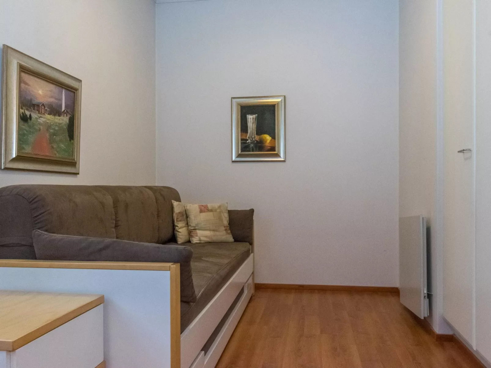 Saariseläntie 8 b 7-Dedans