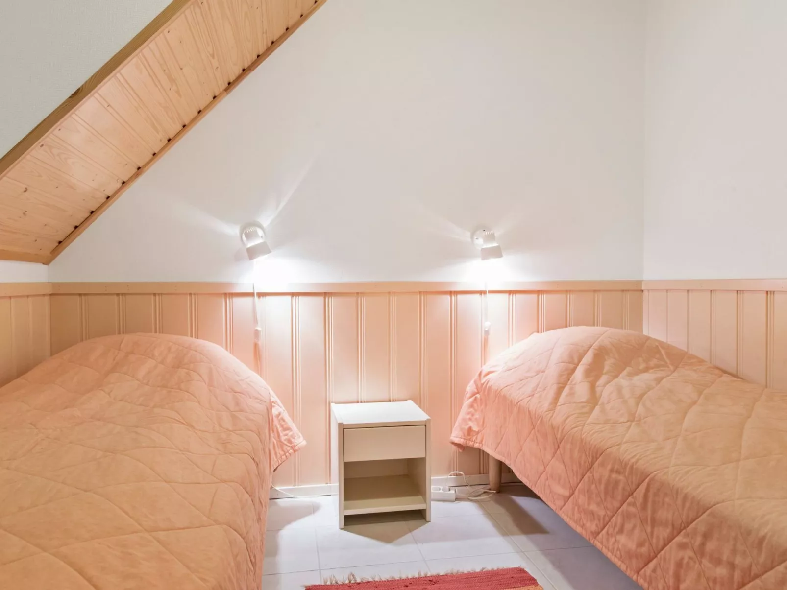 Yllästar 1 as 208 (la-la)-Inside