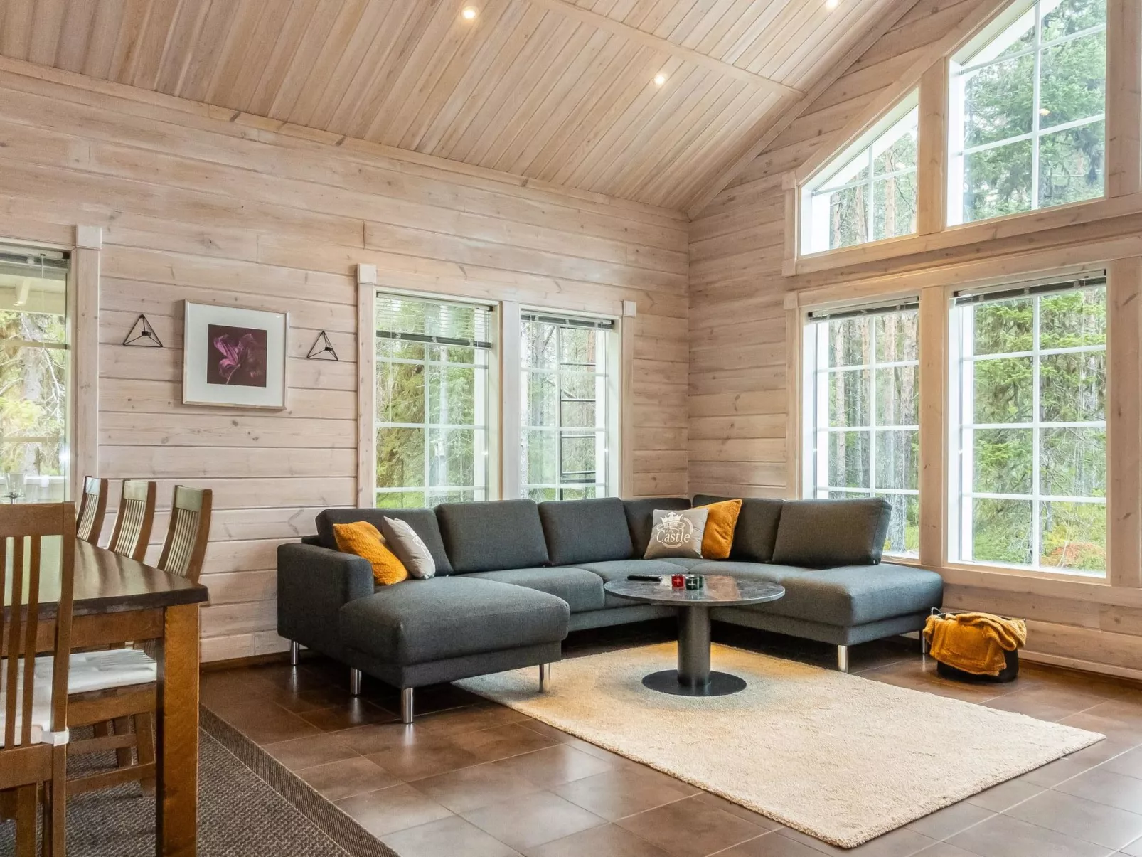 Atrin suvanto a-Inside