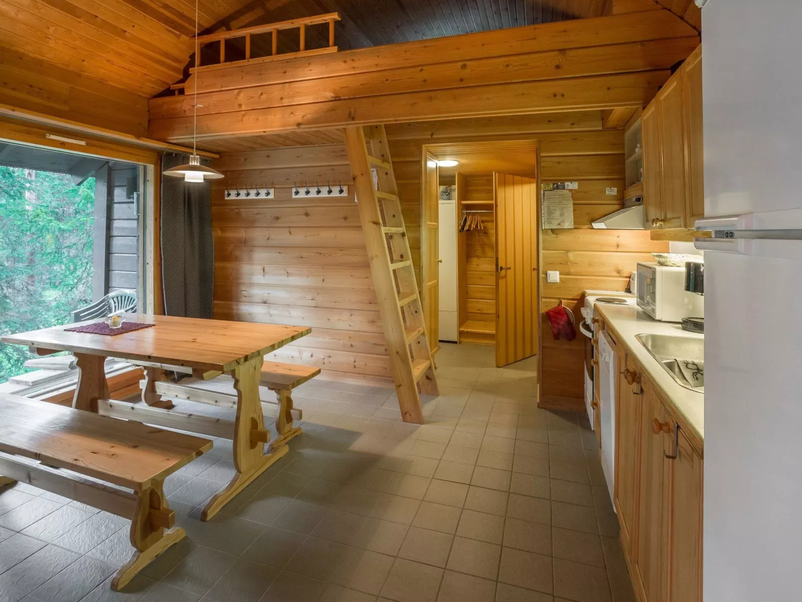 Neljä vuodenaikaa b6-Drinnen