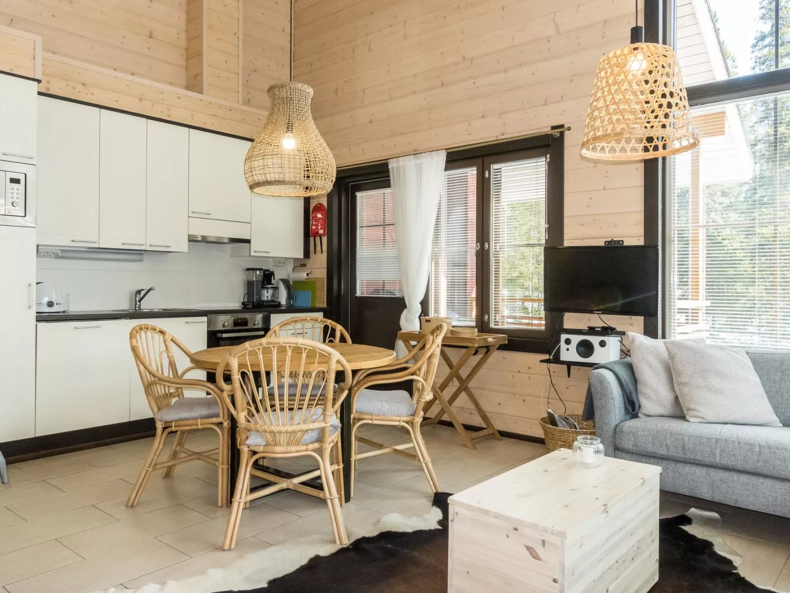 Sointuilevi j 38-Inside