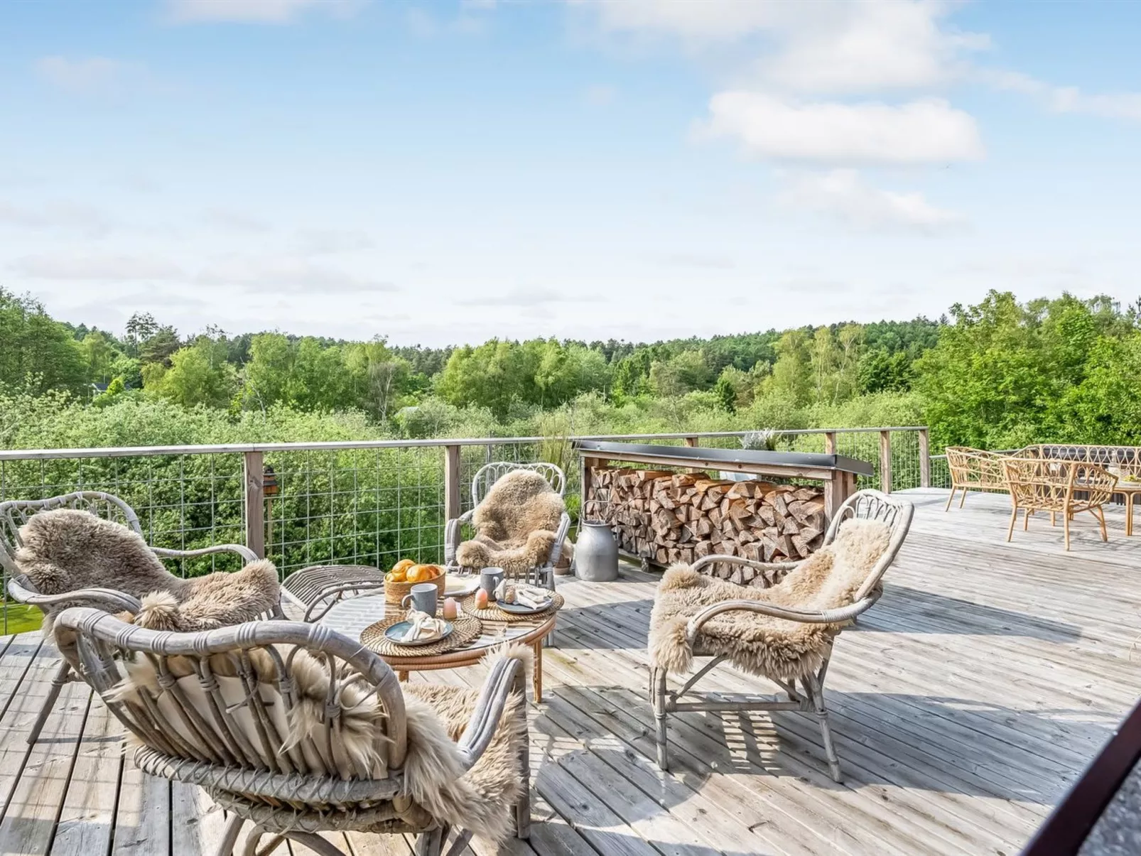 "Blek" - 2.8km from the sea-Outside