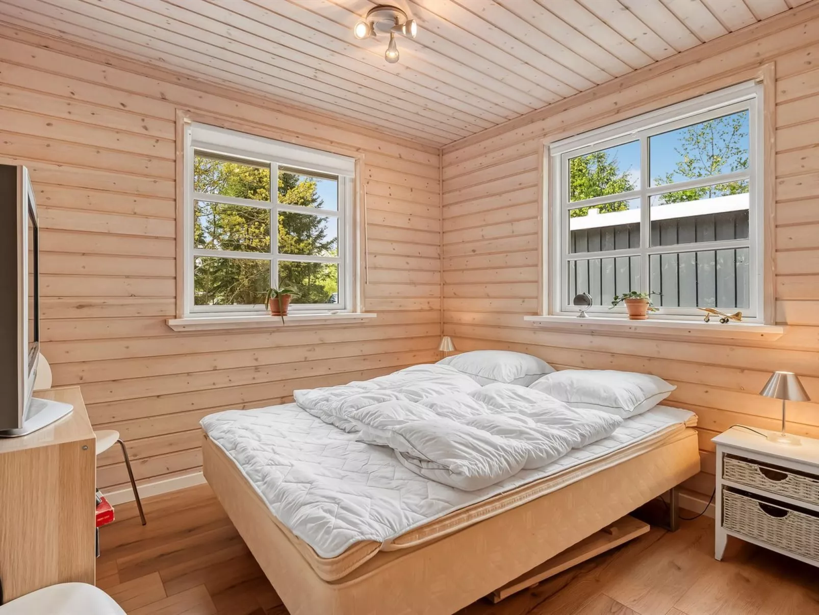 "Iorund" - 9km from the sea-Dedans