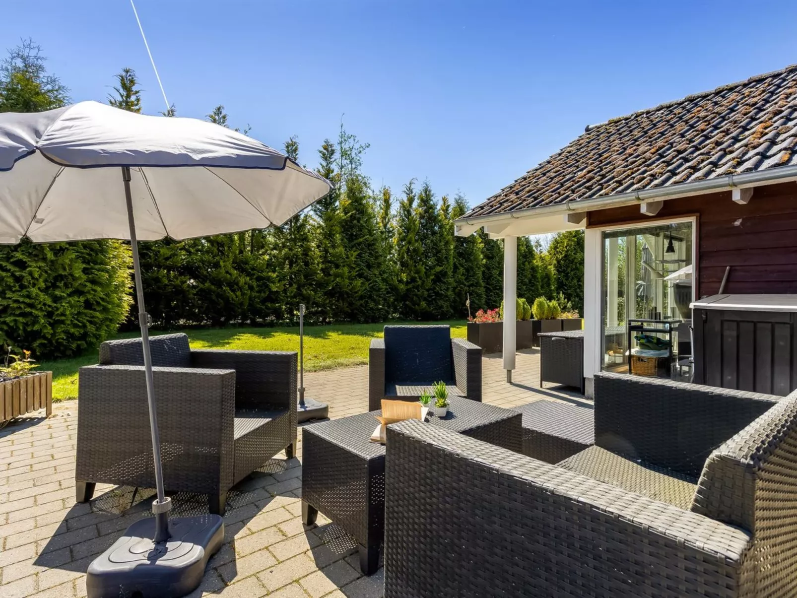 "Srebrenka" - 900m from the sea-Outside