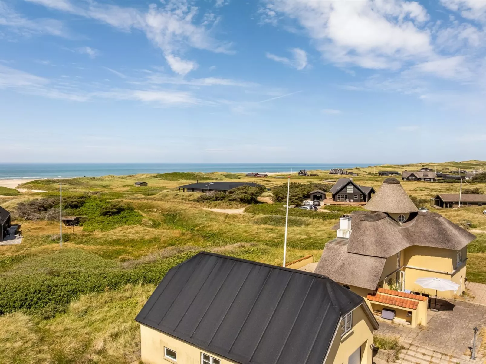 "Amina" - 200m from the sea-Draußen