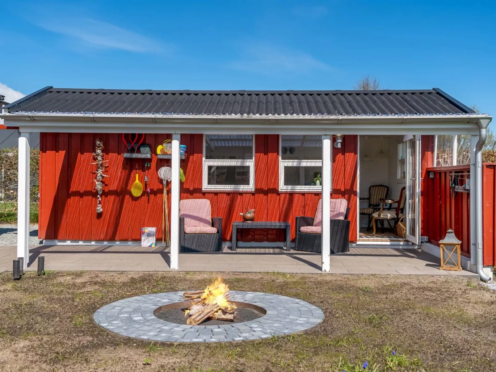 "Ruse" -  from the sea-Dehors