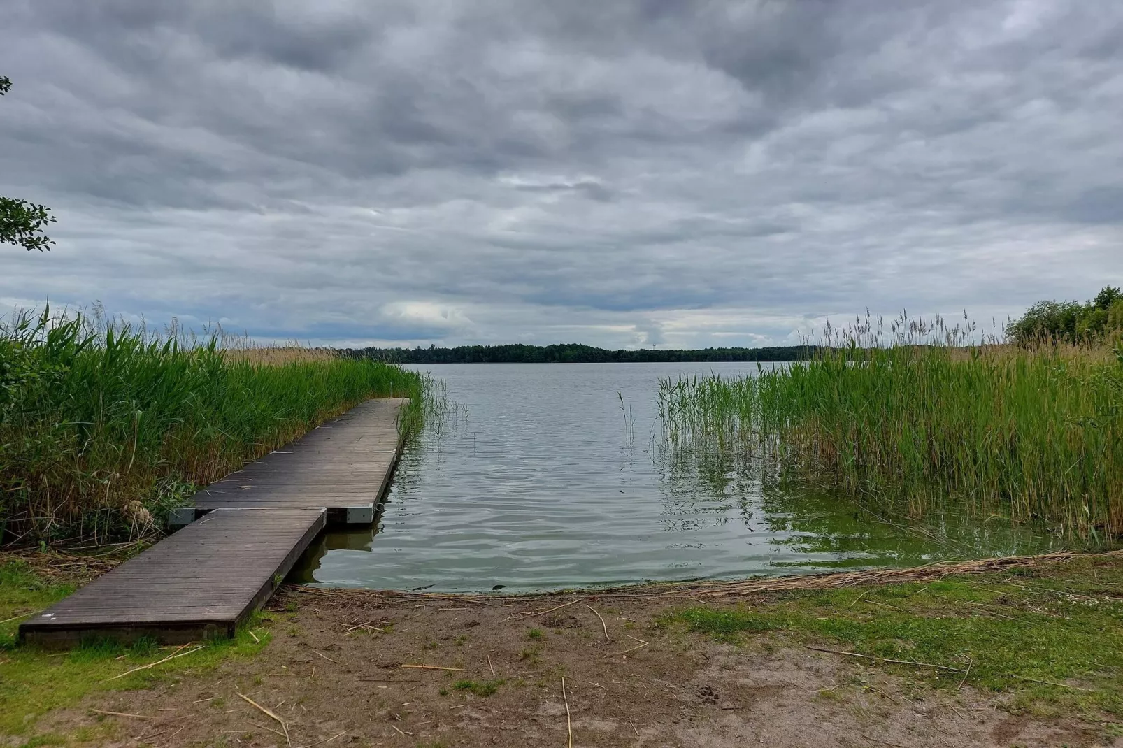 2 person holiday home in FäRENTUNA-Water view